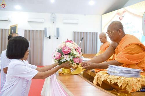 ภาพ No.246421:วันที่ 12-14 กันยายน พ.ศ. 2568 โครงการบวชอุบาสกแก้ว อุบาสิกาแก้ว รุ่นที่ 1 ผู้แทนทอดกฐินสามัคคีทั่วไทย 30,000 วัด จ.สระบุรี บูชาธรรม 81 ปี หลวงพ่อธัมมชโย ณ ศูนย์ปฏิบัติธรรมสระบุรี อ.พระพุทธบาท จ.สระบุรี