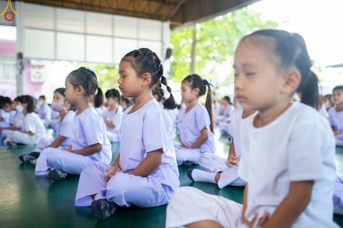 ภาพ No.86603:สมาชิก อบต.คลองสาม อ.คลองหลวง จ.ปทุมธานี เข้าร่วมโครงการสมาธิเพื่อสันติภาพโลก รวมใจนั่งสมาธิสร้างสันติภาพโลก 1 ล้านคน สร้างสถิติโลกกับ Guinness World Records เมื่อวันที่ 24 สิงหาคม พ.ศ.2566