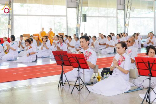 ภาพ No.183527:พิธีทอดกฐิน ณ ศูนย์อบรมเยาวชนอุตรดิตถ์ ในโครงการทอดกฐินสามัคคีทั่วไทย 30,000 วัด บูชาธรรม 80 ปี หลวงพ่อธัมมชโย โดยคณะศิษยานุศิษย์วัดพระธรรมกาย วันที่ 27 ตุลาคม พ.ศ. 2567