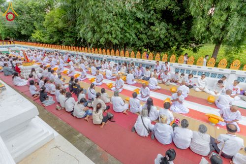 ภาพ No.231755:วันเสาร์ ที่ 5 กรกฎาคม พ.ศ. 2568 พิธีบรรพชา อุปสมบท โครงการอุปสมบท บูชาธรรมมหาปูชนียาจารย์ รุ่นเข้าพรรษา ณ วัดเกาะแก้วประชานุรักษ์ อ.วังทอง  จ.พิษณุโลก