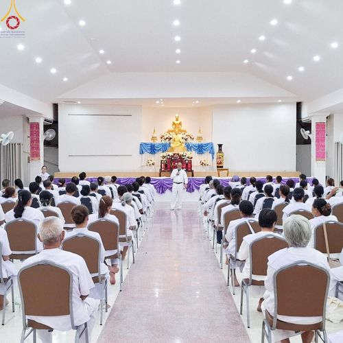 ภาพ No.155381:โครงการอุบาสกแก้ว อุบาสิกาแก้ว รุ่นที่ 2 ตัวแทนทอดกฐินสามัคคีทั่วไทย 30,000 วัด บูชาธรรม 80 ปี หลวงพ่อธัมมชโย ศูนย์ปฏิบัติธรรมเพชรบูรณ์ ต.นาป่า อ.เมือง จ.เพชรบูรณ์