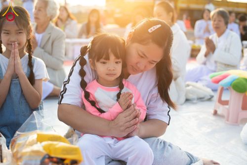 ภาพ No.276881:วันเสาร์ที่ 6 ธันวาคม พ.ศ. 2568 พิธีตักบาตรพระ 1,000 รูป อุทิศถวายพระราชกุศลสมเด็จพระนางเจ้าสิริกิติ์ พระบรมราชินีนาถ พระบรมราชชนนี พันปีหลวง และ ทำบุญเมืองลำปาง ครบรอบ 1,345 ปี ณ ลานพระบรมราชานุสาวรีย์สมเด็จพระนเรศวรมหาราชนครลำปาง อ.เกาะคา จ.ลำปาง