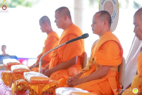 ภาพ No.135628:พิธีขอขมารับผ้าไตร , พิธีบรรพชา ในโครงการบรรพชาสามเณร ฟื้นฟูพระพุทธศาสนาทั่วไทย  ณ ศูนย์ปฏิบัติธรรมสวนผึ้ง จ.ราชบุรี วันที่ 4 เมษายน พ.ศ. 2567