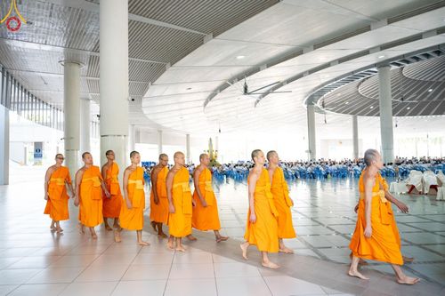 ภาพ No.157635:พิธีถวายภัตตาหารเมนูสวรรค์ ในพรรษาแห่งการเข้าถึงธรรม วันเสาร์ที่ 28 กันยายน พ.ศ. 2567 ณ หอฉันคุณยายอาจารย์ฯ วัดพระธรรมกาย