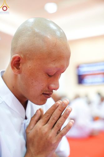 ภาพ No.101265:พิธีบรรพชาธรรมทายาท ในโครงการอุปสมบทบูชาธรรม มหาปูชนียาจารย์ พ.ศ. 2566 ณ วัดไชยชุมพลชนะสงคราม จ.กาญจนบุรี วันที่ 6 ธันวาคม พ.ศ. 2566