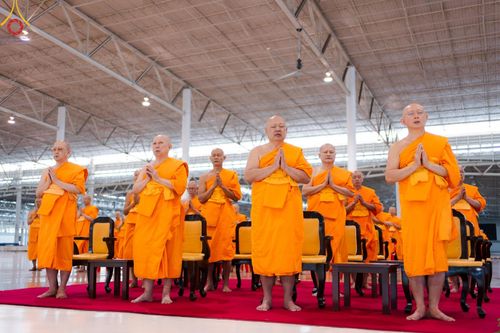 ภาพ No.182734:พิธีปฎิบัติธรรมและพิธีรับมอบต้นสมบัติจักรพรรดิ วันอาทิตย์ที่ 15 ธันวาคม พ.ศ. 2567 ณ สภาธรรมกายสากล วัดพระธรรมกาย