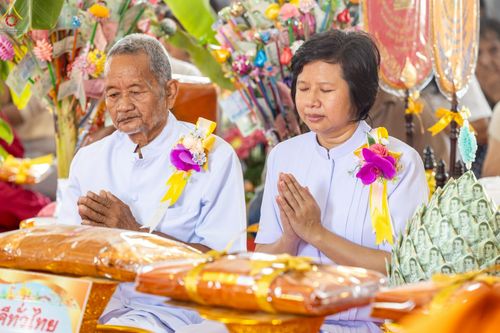 ภาพ No.258746:วันที่ 19 ตุลาคม พ.ศ. 2568 พิธีทอดกฐินสามัคคีทั่วไทย 30,000 วัด โดยคณะศิษยานุศิษย์ บูชาธรรม 81 ปี หลวงพ่อธัมมชโย ณ วัดอินทาราม บ้านโพธิ์ ฉะเชิงเทรา