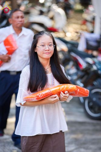 ภาพ No.173953:พิธีทอดกฐิน ณ วัดสุดสวาสดิ์ ต.บ้านคลอง อ.เมือง จ.พิษณุโลก ในโครงการกฐินสามัคคีทั่วไทย 30,000 วัด บูชาธรรม 80 ปี หลวงพ่อธัมมชโย โดยคณะศิษยานุศิษย์วัดพระธรรมกาย วันที่ 9 พฤศจิกายน พ.ศ. 2567