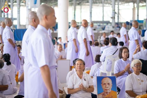 ภาพ No.321281:วันเสาร์ที่ 11 เมษายน พ.ศ.2569 พิธีขอขมาและมอบผ้าไตร โครงการอุปสมบทหมู่ บูชาธรรมหลวงพ่อธัมมชโย พ.ศ.2569 โครงการอุปสมบทหมู่ธรรมทายาท ระดับอุดมศึกษา รุ่น 53 (ภาคฤดูร้อน) ณ วัดพระธรรมกาย ปทุมธานี