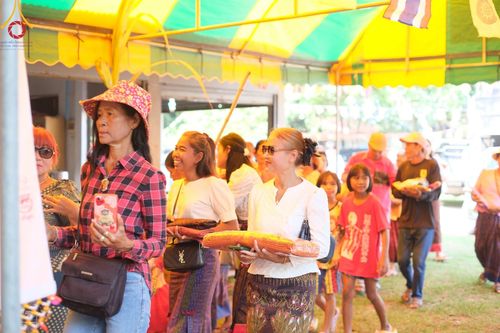 ภาพ No.168845:พิธีทอดกฐิน ณ วัดบ้านน้ำอ้อม จ.บุรีรัมย์ ในโครงการกฐินสามัคคีทั่วไทย 30,000 วัด บูชาธรรม 80 ปี หลวงพ่อธัมมชโย โดยคณะศิษยานุศิษย์วัดพระธรรมกาย วันที่ 23 ตุลาคม พ.ศ. 2567