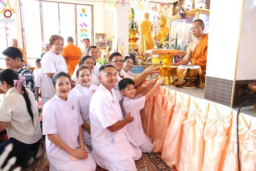 ภาพ No.179104:พิธีทอดกฐิน ณ วัดหนองไห จ.ชัยภูมิ ในโครงการกฐินสามัคคีทั่วไทย 30,000 วัด บูชาธรรม 80 ปี หลวงพ่อธัมมชโย โดยคณะศิษยานุศิษย์วัดพระธรรมกาย วันที่ 27 ตุลาคม พ.ศ. 2567