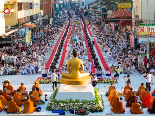 ภาพ No.147831:มหาสังฆทานครั้งยิ่งใหญ่ ตักบาตรพระ 10,000 รูป คณะสงฆ์ 4 ประเทศ 14 จังหวัดภาคใต้ วันอาทิตย์ที่ 11 สิงหาคม พ.ศ. 2567 ณ นิพัทธ์อุทิศ 3 ใจกลางนครหาดใหญ่ จ.สงขลา