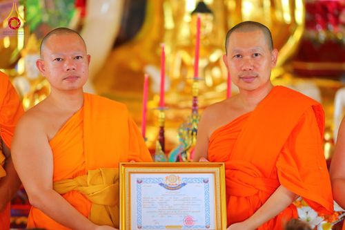 ภาพ No.165261:พิธีทอดกฐิน วัดศรีปูตา จ.เชียงราย ในโครงการกฐินสามัคคีทั่วไทย 30,000 วัด บูชาธรรม 80 ปี หลวงพ่อธัมมชโย โดยคณะศิษยานุศิษย์วัดพระธรรมกาย วันที่ 20 ตุลาคม พ.ศ. 2567