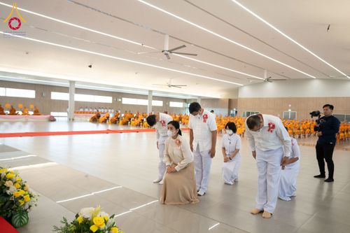 ภาพ No.129254:พิธีมอบรางวัลแก่สามเณรผู้สอบผ่าน โครงการสามเณรทรงพระปาฏิโมกข์ ณ ค่ายจองแชมป์ หมู่กุฏิสามเณรเปรียญธรรม วัดพระธรรมกาย วันอาทิตย์ที่ ๑๐ มีนาคม พ.ศ.๒๕๖๗