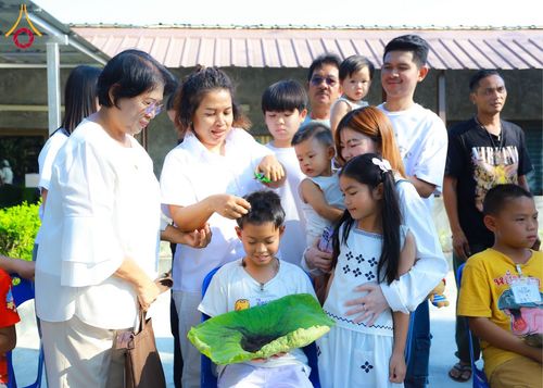 ภาพ No.317306:วันอาทิตย์ที่ 29 มีนาคม พ.ศ. 2569 พิธีตัดปอยผมและปลงผม ว่าที่สามเณร ศูนย์อบรมเยาวชนนครปฐม