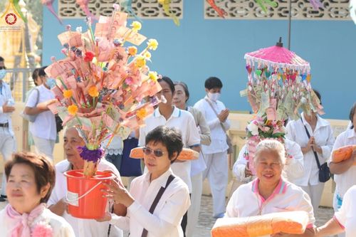 ภาพ No.199225:พิธีทอดผ้าป่าทำนุบำรุงศาสนสถาน ณ วัดลำพญา ตำบลลำพญา อำเภอบางเลน จังหวัดนครปฐม ในโครงการธรรมยาตรา กตัญญูบูชา มหาปูชนียาจารย์ พระมงคลเทพมุนี(สด จนฺทสโร) พระผู้ปราบมาร อนุสรณ์สถาน 7 แห่ง ปีที่ 13 วันที่ 21 มกราคม พ.ศ. 2568