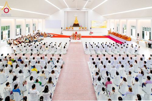 ภาพ No.152462:พิธียกฉัตรขาว 5 ชั้น กางกั้นถวายองค์พระประธาน อาคารปฏิบัติธรรมวัดสายสุวพรรณ ต.คลองสี่ อ.คลองหลวง จ.ปทุมธานี วันเสาร์ที่ 7 กันยายน พ.ศ. 2567