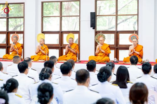 ภาพ No.227048:วันอังคารที่ 3 มิถุนายน พ.ศ. 2568 นายอำเภอคลองหลวง นำพสกนิกรรวมใจภักดิ์ สมเด็จพระนางเจ้าฯ พระบรมราชินี เนื่องในโอกาสวันเฉลิมพระชนมพรรษา ณ อาคารปลูกศรัทธา 2 วัดพระธรรมกาย อ.คลองหลวง จ.ปทุมธานี