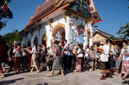 ภาพ No.175411:พิธีทอดกฐินกฐิน วัดสีชมพูวนาราม นครเวียงจันทร์ สปป.ลาว บูชาธรรม 80 ปี หลวงพ่อธัมมชโย โดยคณะศิษยานุศิษย์วัดพระธรรมกาย วันที่ 11 พฤศจิกายน พ.ศ. 2567