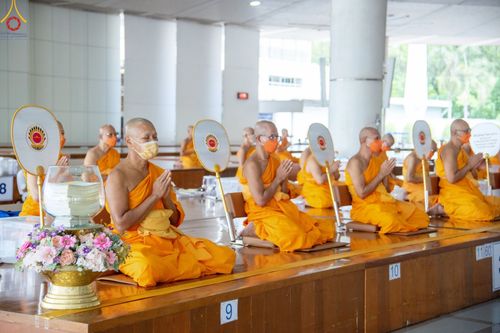 ภาพ No.82782:พิธีบุพเปตพลี ครั้งที่ 136 ร่วมอุทิศบุญแด่ญาติที่ล่วงลับไปแล้ว และสืบทอดอายุพระพุทธศาสนา วันเสาร์ที่ 17 มิถุนายน พ.ศ.2566 (วันพระแรม 14 ค่ำเดือน 7) ณ หอฉันคุณยายอาจารย์ฯ วัดพระธรรมกาย