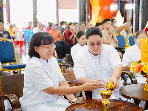 ภาพ No.252112:วันที่ 11 ตุลาคม พ.ศ. 2568 พิธีทอดกฐินสามัคคีทั่วไทย 30,000 วัด โดยคณะศิษยานุศิษย์ บูชาธรรม 81 ปี หลวงพ่อธัมมชโย ณ วัดหนองสองห้อง อ.บ้านแพ้ว จ.สมุทรสาคร