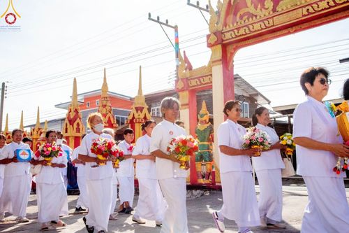 ภาพ No.92957:พิธีทอดกฐินสามัคคีทั่วไทย 5,000 วัด โดยคณะศิษยานุศิษย์วัดพระธรรมกาย น้อมบูชาธรรม 79 ปี หลวงพ่อธัมมชโย ณ วัดทรงศิรินาวาส จ.บุรีรัมย์ วันที่ 8 พฤศจิกายน พ.ศ.2566