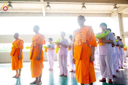 ภาพ No.213504:วันเสาร์ที่ 29 มีนาคม พ.ศ. 2568 พิธีปลงผม โครงการสามเณรยุวธรรมทายาท รุ่นที่ 33 โครงการสามเณรมัชฌิมธรรมทายาท รุ่นที่ 29 ณ ห้องปฏิบัติธรรมวิหารคด คอร์ 13 วัดพระธรรมกาย