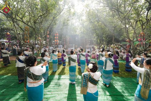 ภาพ No.165611:พิธีทอดกฐินศูนย์ปฏิบัติธรรมแก้วภูเรือ จ.เลย ในโครงการกฐินสามัคคีทั่วไทย 30,000 วัด บูชาธรรม 80 ปี หลวงพ่อธัมมชโย โดยคณะศิษยานุศิษย์วัดพระธรรมกาย วันที่ 20 ตุลาคม พ.ศ. 2567