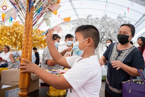 ภาพ No.94246:พิธีทอดกฐินสามัคคีทั่วไทย 5,000 วัด ณ วัดกล้าชอุ่ม จ.ปทุมธานี วันที่ 12 พฤศจิกายน พ.ศ. 2566