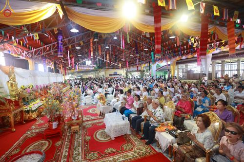 ภาพ No.179423:พิธีทอดกฐิน ณ วัดลานนาบุญ อ.เมือง จ.นนทบุรี ในโครงการกฐินสามัคคีทั่วไทย 30,000 วัด บูชาธรรม 80 ปี หลวงพ่อธัมมชโย โดยคณะศิษยานุศิษย์วัดพระธรรมกาย วันที่ 26 ตุลาคม พ.ศ. 2567