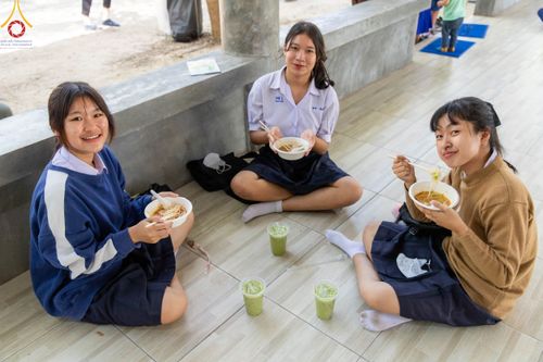 ภาพ No.104832:วันรวมพลังเด็กดี V-star ผู้นำฟื้นฟูศีลธรรมโลก เชียงใหม่ ลำพูน ลำปาง วันที่ 9 ธันวาคม พ.ศ. 2566 ณ ศูนย์ปฏิบัติธรรมดอยหล่อ อ.ดอยหล่อ จ.เชียงใหม่