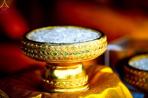 ภาพ No.140413:พิธีตอกเสาเข็มเป็นปฐมฤกษ์ เพื่อสร้างกุฎิและหอสวดมนต์ และพิธีทอดผ้าป่าบำรุงวัด ณ วัดกลางธนรินทร์ ต.บ้านแป้ง อ.พรหมบุรี จ.สิงห์บุรี วันอาทิตย์ที่ 9 มิถุนายน พ.ศ.2567