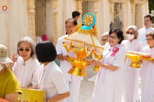 ภาพ No.97979:พิธีทอดกฐินสามัคคีทั่วไทย 5,000 วัด ณ วัดสวนแก้วอุทยาน จ.สมุทรสงคราม วันอาทิตย์ที่ 19 พฤศจิกายน พ.ศ. 2566