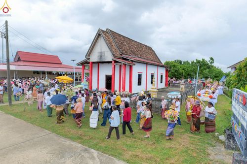 ภาพ No.256686:วันที่ 16 ตุลาคม พ.ศ. 2568 พิธีทอดกฐินสามัคคีทั่วไทย 30,000 วัด โดยคณะศิษยานุศิษย์ บูชาธรรม 81 ปี หลวงพ่อธัมมชโย ณ วัดสุภาษิตาราม ต.เกาะนางคำ อ.ปากพะยูน จ.พัทลุง