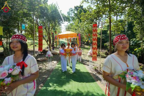 ภาพ No.167110:พิธีทอดกฐิน ณ พุทธอุทยานพรรัตนะแพร่ จ.แพร่ ในโครงการกฐินสามัคคีทั่วไทย 30,000 วัด บูชาธรรม 80 ปี หลวงพ่อธัมมชโย โดยคณะศิษยานุศิษย์วัดพระธรรมกาย วันที่ 22 ตุลาคม พ.ศ. 2567