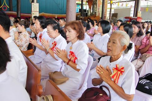 ภาพ No.163847:โครงการกฐินสามัคคีทั่วไทย 30,000 วัด บูชาธรรม 80 ปี หลวงพ่อธัมมชโย โดย คณะศิษยานุศิษย์วัดพระธรรมกาย ณ วัดสามขุม อ.บางสะพาน จ.ประจวบคีรีขันธ์ วันที่ 19 ตุลาคม พ.ศ. 2567