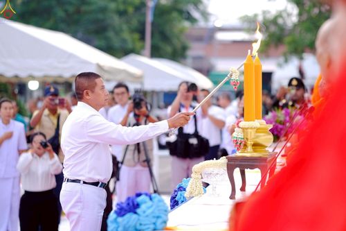 ภาพ No.237025:วันอาทิตย์ที่ 10 สิงหาคม พ.ศ. 2568 มหาสังฆทานครั้งยิ่งใหญ่ ตักบาตรพระ 10,000 รูป ถ.นิพัทธ์อุทิศ 3 ใจกลางนครหาดใหญ่ จ.สงขลา (ชุดที่ 2)