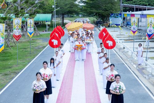 ภาพ No.268534:วันพฤหัสบดีที่ 23 ตุลาคม พ.ศ. 2568 พิธีทอดกฐินเพื่อสร้างสุขพิมาน ณ ศูนย์ปฏิบัติธรรมภาคใต้ บางกล่ำ สงขลา