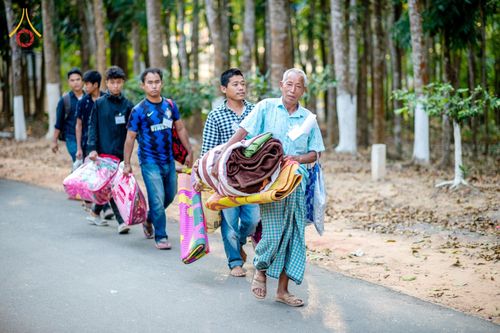 ภาพ No.75727:พิธีตัดปอยผม และ ปลงผมนาคธรรมทายาท ในโครงการบรรพชาสามเณรหมู่ครั้งที่ 3 วันที่ 9 กุมภาพันธ์ พ.ศ. 2566 ณ วัดเบงกาลี เมืองคากาจารี ประเทศบังกลาเทศ