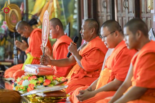 ภาพ No.168970:พิธีทอดกฐิน ณ วัดตลุกเทียม จ.พิษณุโลก ในโครงการกฐินสามัคคีทั่วไทย 30,000 วัด บูชาธรรม 80 ปี หลวงพ่อธัมมชโย โดยคณะศิษยานุศิษย์วัดพระธรรมกาย วันที่ 23 ตุลาคม พ.ศ. 2567