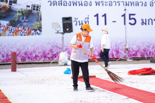 ภาพ No.112417:V.11 สามารถ การเตรียมงาน เก็บงาน การรับบุญของเจ้าหน้าที่หน่วยงานต่างๆ เพื่อโครงการธรรมยาตรา กตัญญูบูชา มหาปูชนียาจารย์ พระมงคลเทพมุนี (สด จนฺทสโร) พระผู้ปราบมาร อนุสรณ์สถาน 7 แห่ง ปีที่ 12 ระหว่างวันที่ 2 - 31 มกราคม พ.ศ.2567