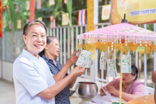 ภาพ No.179187:พิธีทอดกฐิน ณ ศูนย์ปฎิบัติธรรมศรีสะเกษ (สวนป่าตะวันธรรม) อ.กันทรารมย์ จ.ศรีสะเกษ ในโครงการกฐินสามัคคีทั่วไทย 30,000 วัด บูชาธรรม 80 ปี หลวงพ่อธัมมชโย โดยคณะศิษยานุศิษย์วัดพระธรรมกาย วันที่ 26 ตุลาคม พ.ศ. 2567