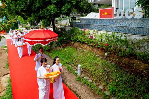 ภาพ No.254223:วันที่ 12 ตุลาคม พ.ศ. 2568 พิธีทอดกฐินสามัคคีวัดพระธรรมกายสิงคโปร์  新加坡法身寺功德衣法会 Dhammakaya Centre Singapore Kathina Ceremony  