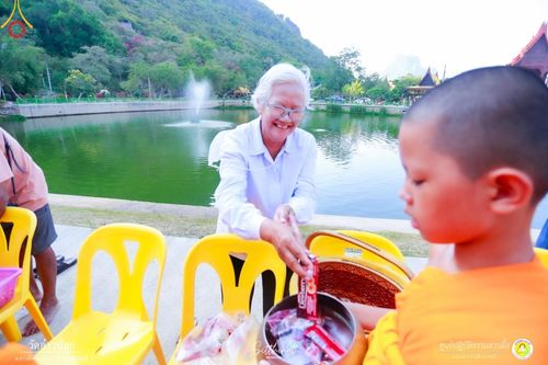 ภาพ No.93746:กิจกรรมสามเณร ศูนย์ปฏิบัติธรรมสวนผึ้ง จ.ราชบุรี ในโครงการบรรพชาสามเณรฟื้นฟูพระพุทธศาสนาทั่วไทย