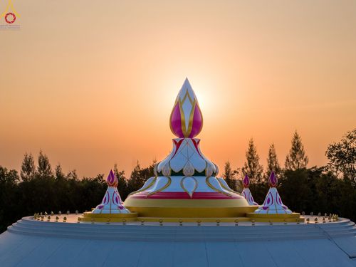 ภาพ No.110209:พิธีตักบาตรพระธรรมยาตราฯ ในโครงการธรรมยาตรากตัญญูบูชา มหาปูชนียาจารย์ พระมงคลเทพมุนี(สด จนฺทสโร) พระผู้ปราบมาร ปีที่ 12 ณ อนุสรณ์สถานลำดับที่ 2 สถานที่ตั้งมโนปณิธานบวชตลอดชีวิต อนุสรณ์สถานบางนางแท่น จ.นครปฐม วันที่ 11 มกราคม พ.ศ. 2567