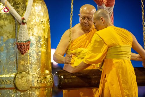 ภาพ No.125176:พิธีฉลองชัยสวดธัมมจักกัปปวัตตนสูตร ครบ 6,152,001,250 จบ ณ มหารัตนวิหารคด วัดพระธรรมกาย วันเสาร์ 24 กุมภาพันธ์ พ.ศ. 2567