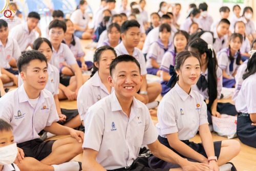 ภาพ No.103422:วันรวมพลังเด็กดี V-Star ผู้นำฟื้นฟูศีลธรรมโลก จังหวัดเชียงรายและจังหวัดพะเยา ณ ศูนย์ปฏิบัติธรรมจังหวัดเชียงราย วันที่ 2 ธันวาคม พ.ศ. 2566