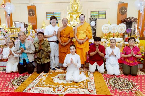 ภาพ No.261408:วันที่ 19 ตุลาคม พ.ศ. 2568 พิธีทอดกฐินสามัคคีทั่วไทย 30,000 วัด โดยคณะศิษยานุศิษย์ บูชาธรรม 81 ปี หลวงพ่อธัมมชโย ณ วัดโฆษิตวิหาร จ.ภูเก็ต