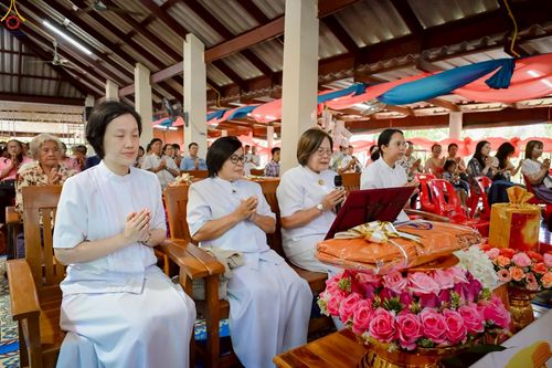 ภาพ No.258965:วันที่ 19 ตุลาคม พ.ศ. 2568 พิธีทอดกฐินสามัคคีทั่วไทย 30,000 วัด โดยคณะศิษยานุศิษย์ บูชาธรรม 81 ปี หลวงพ่อธัมมชโย ณ วัดไผ่สามตำลึง อ.บางเลน จ.นครปฐม