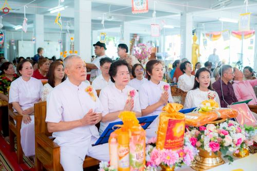 ภาพ No.257928:วันที่ 19 ตุลาคม พ.ศ. 2568 พิธีทอดกฐินสามัคคีทั่วไทย 30,000 วัด โดยคณะศิษยานุศิษย์ บูชาธรรม 81 ปี หลวงพ่อธัมมชโย ณ วัดลำบัว ต.หันตะเภา อ.วังน้อย จ.พระนครศรีอยุธยา